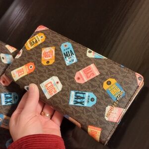 Michael Kors Wallet Luggage Tag Design